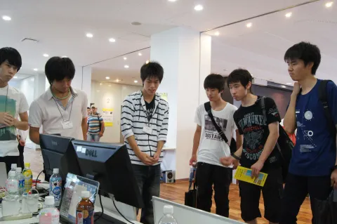 オープンキャンパスにて展示を行いました