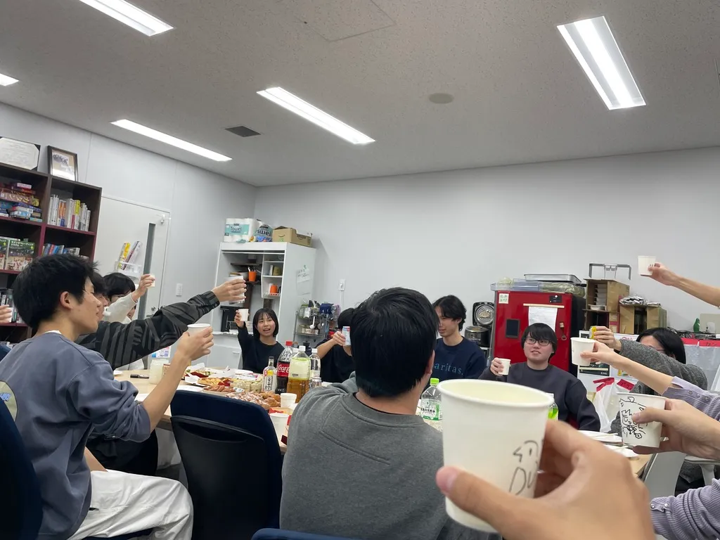 AB4DE18C-542E-4091-9941-456914045AD8_1_105_c.jpeg (249.1 kB)